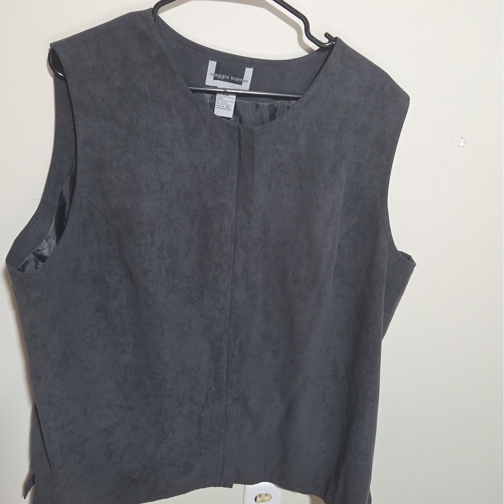 Maggie Barnes Women's 24W Charcoal Faux Suede Zip Front Vest Lined Plus Size